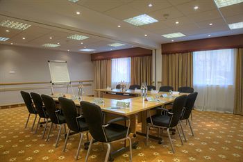 Hilton Edinburgh Airport Hotel
