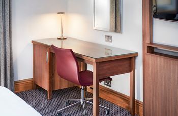 Hilton Edinburgh Airport Hotel
