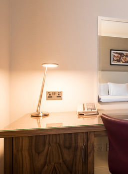 Hilton Edinburgh Airport Hotel