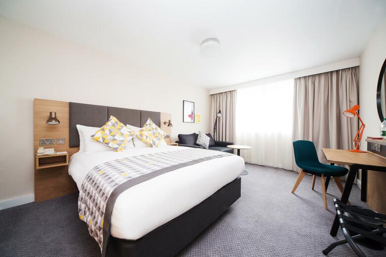 Hotel Holiday Inn Gatwick Airport