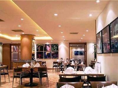 Hotel Holiday Inn Gatwick Airport