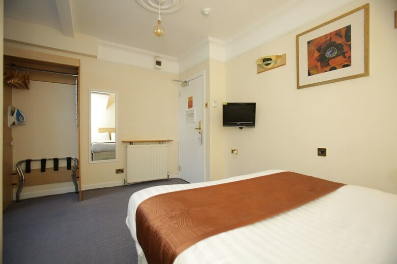 Devoncove Hotel