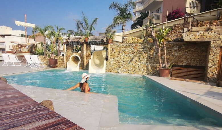 Hotel Alba Seleqtta