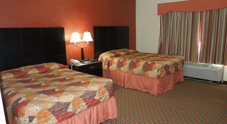 Hotel Rodeway Inn Macarthur Airport