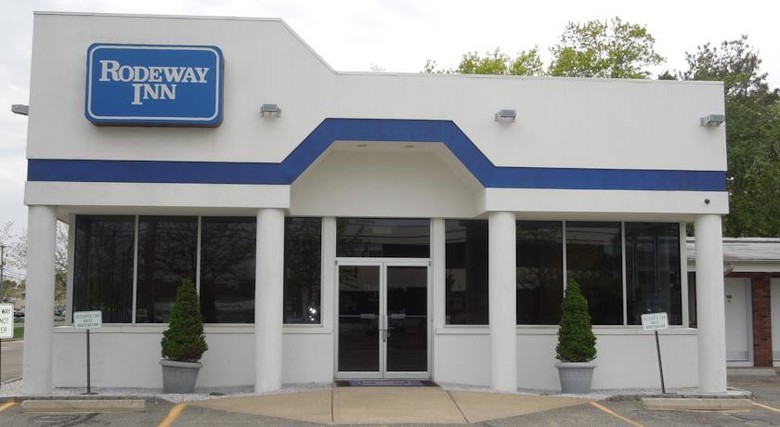 Hotel Rodeway Inn Macarthur Airport