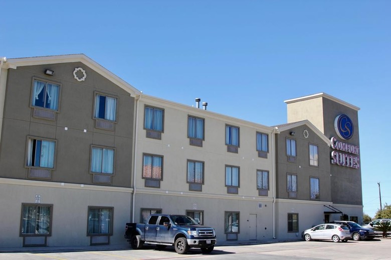 Hotel Comfort Suites North Ih 35