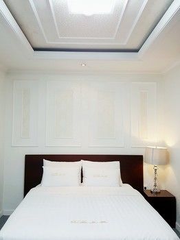 Hotel Parkwood Incheon Airport