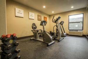 Hotel Comfort Inn West
