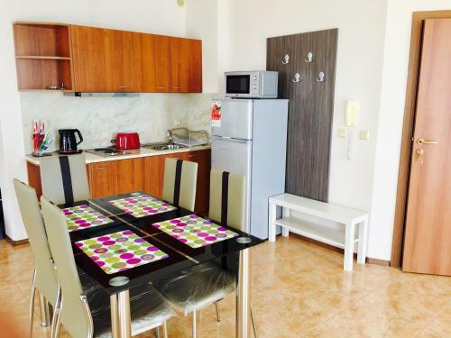 Psb Deluxe Apartments Aheloy