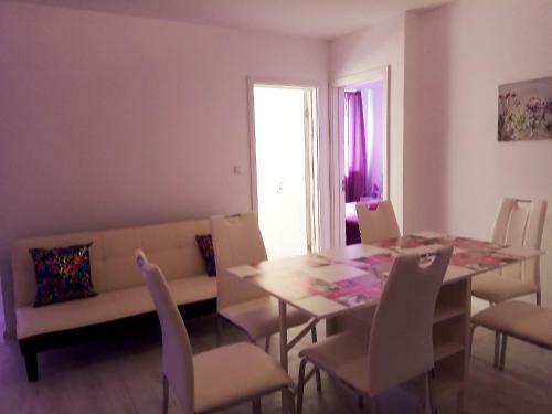 Apartamento Minismart Complex Rainbow Garden And Jacuzzi