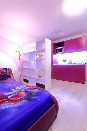 Apartamento Minismart Complex Rainbow Garden And Jacuzzi