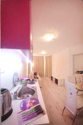 Apartamento Minismart Complex Rainbow Garden And Jacuzzi
