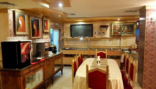 Polaris Inn Aparthotel