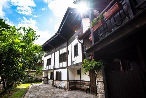 Hostal Banskovilla Zlateva House