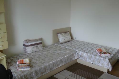 Apartment In Sea Garden Flora