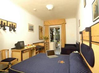 Gattopardo Hotel And B. Farm