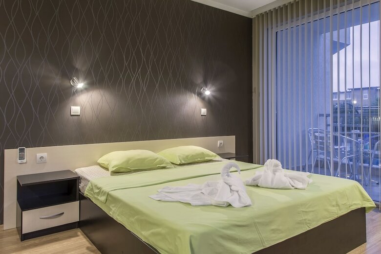 Family Hotel Adena