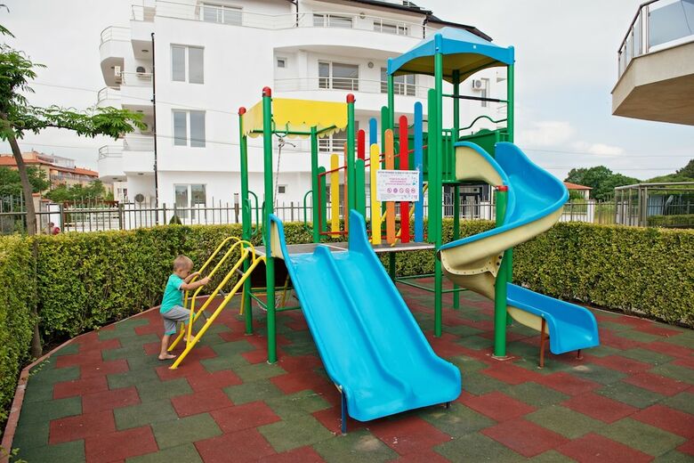 Family Hotel Adena