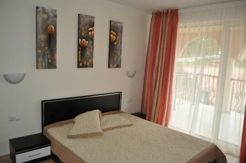 Negresco Apartments
