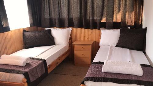 Hostal Aurora Guest House