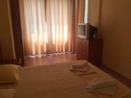 Kris Apartments At Paradise Green Park