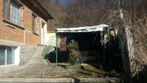 Hostal Guest House Indzhovi