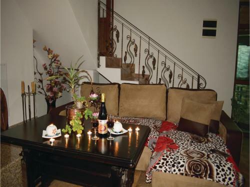 Five-bedroom Holiday Home In Lozenets