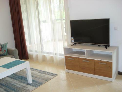 Deluxe Apartments In Oasis Resort