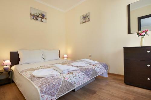 Feniks Apartments