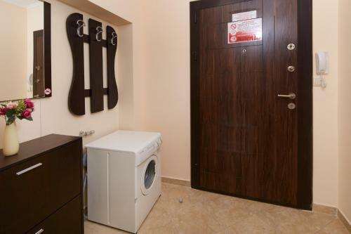 Feniks Apartments
