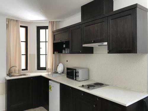 Pearl Beach Apartments In The Cliff Resort