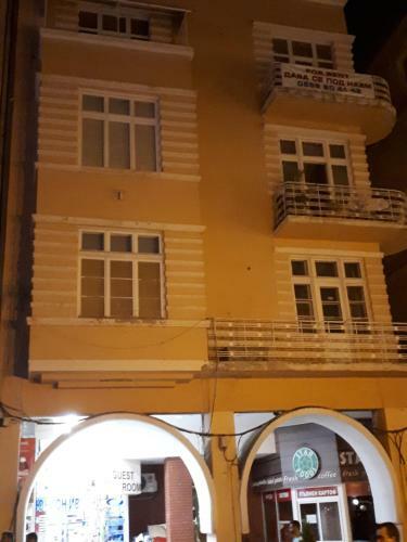Hostal Guest House Center