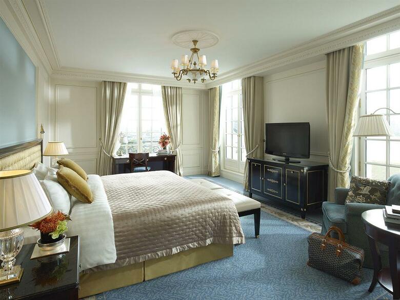 Hotel Shangri La Paris