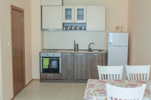 Guest Apartment Pomorie 7