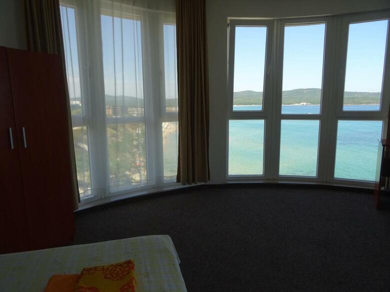Hostal Dobrevi Guest House