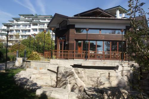 Hotel Emerald Beach Resort & Spa