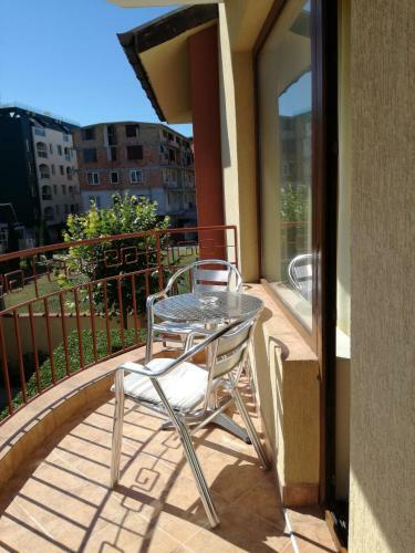 Hostal Guest House Radiana