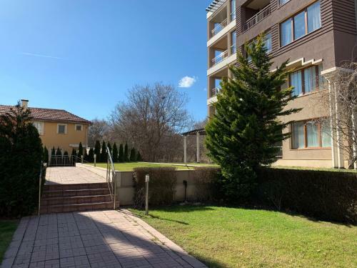 Apartment Esensiya