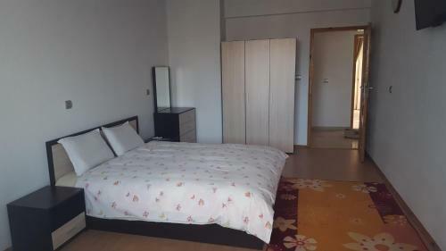 Big Apartment - The Brothers