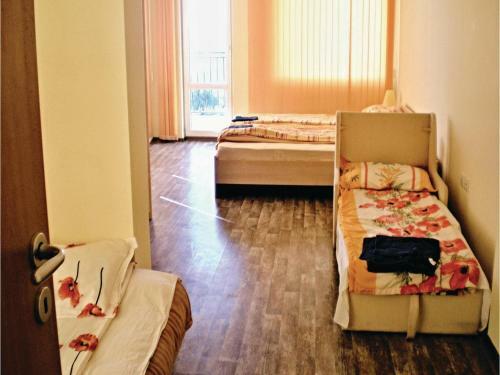 Four-bedroom Holiday Home In Byala