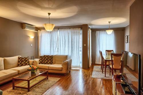 Baratero City II Apartments