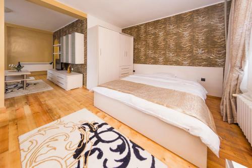 Hostal Guest House Alina
