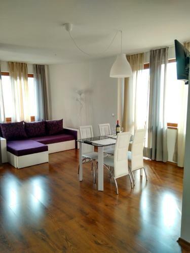Apartamento Velinoff Purple Studio