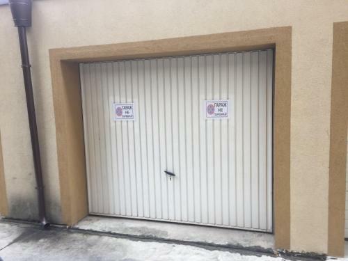 Pirotska Apartment Gn / Free Garage