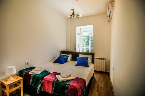 Top Center Gurko Apartments