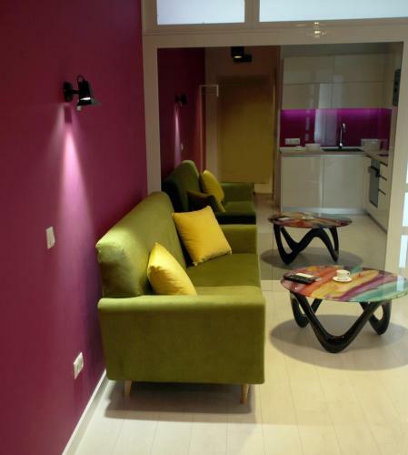 Turquoise And Magenta Apartaments