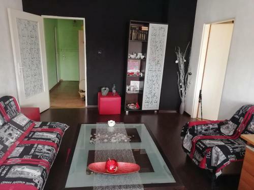 Cozy Room In Apartment