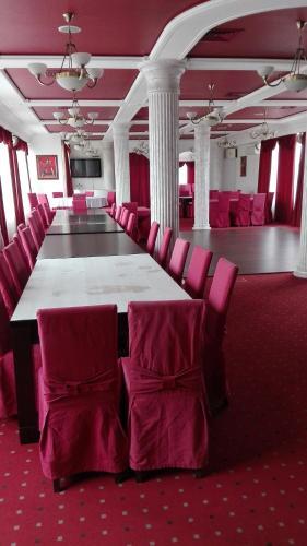 Ambassador Apartments 210 Sq.m.