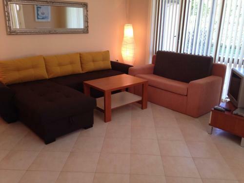 Sunrise One-bedroom Apartments
