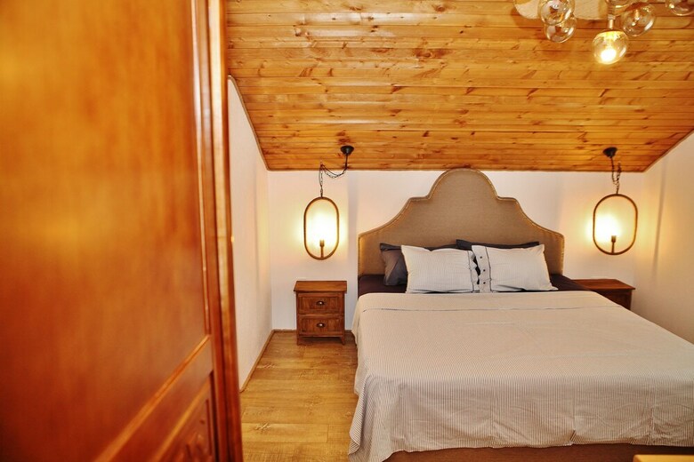 Casa De Oro Aparthotel